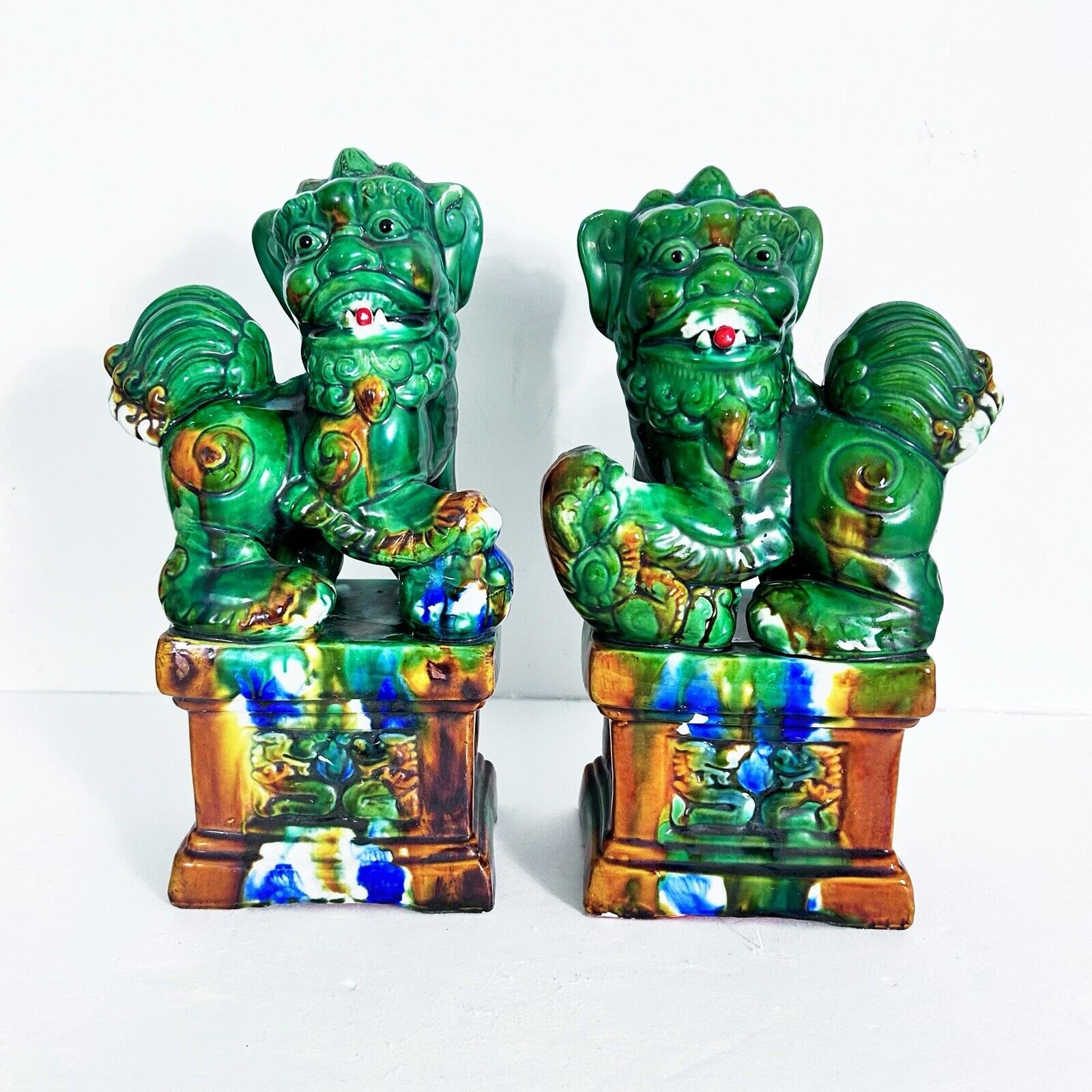 Vintage Pair of Chinese Foo Dogs Statues Green Glazed Chinoiserie Temple Dogs
