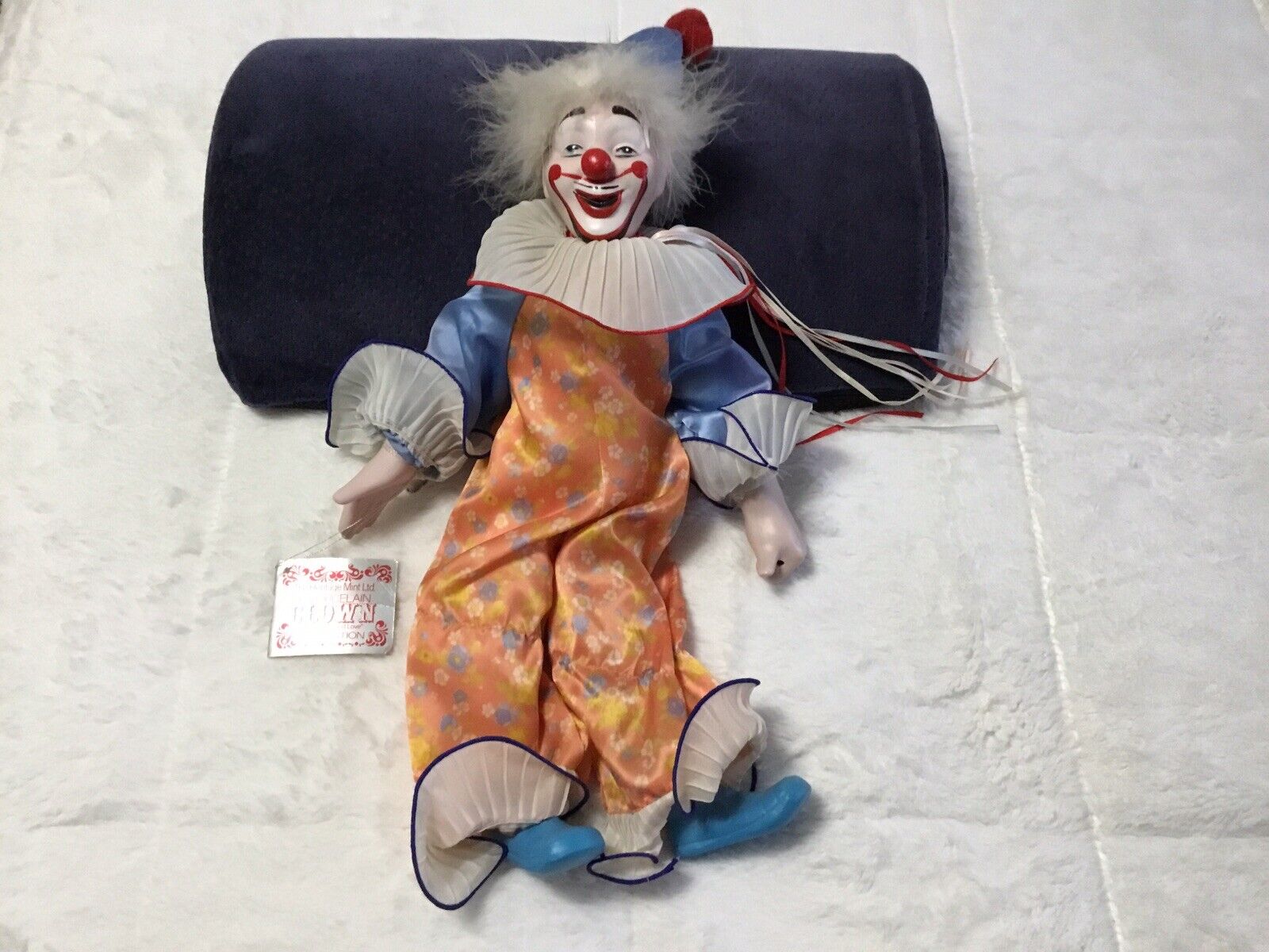 Heritage Mint 16” Inch PORCELAIN “Happiness And Love” Collection Clown~c.1989~