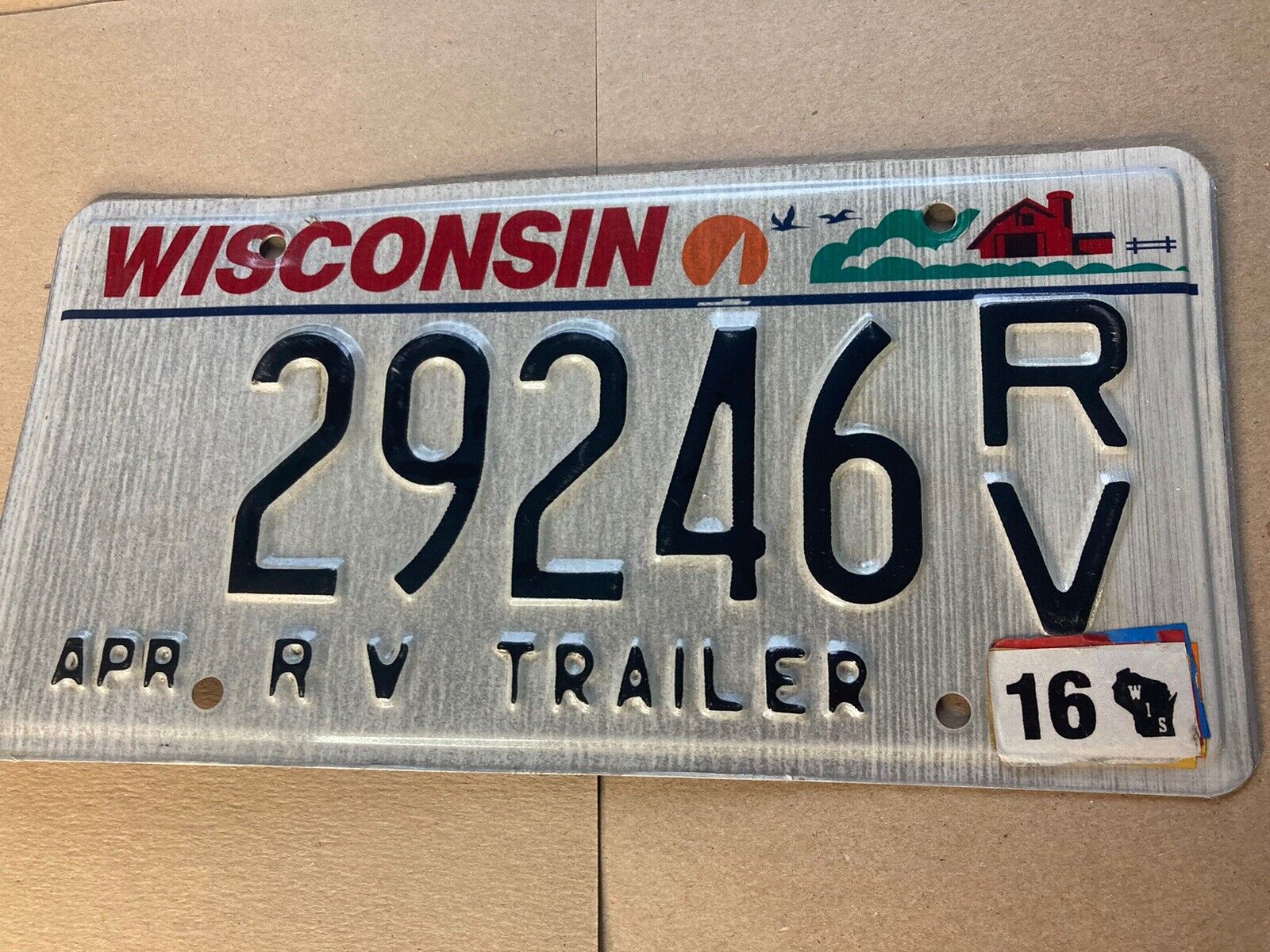 VERY CLEAN 2016 WISCONSIN RV TRAILER EXPIRED LICENSE PLATE  247