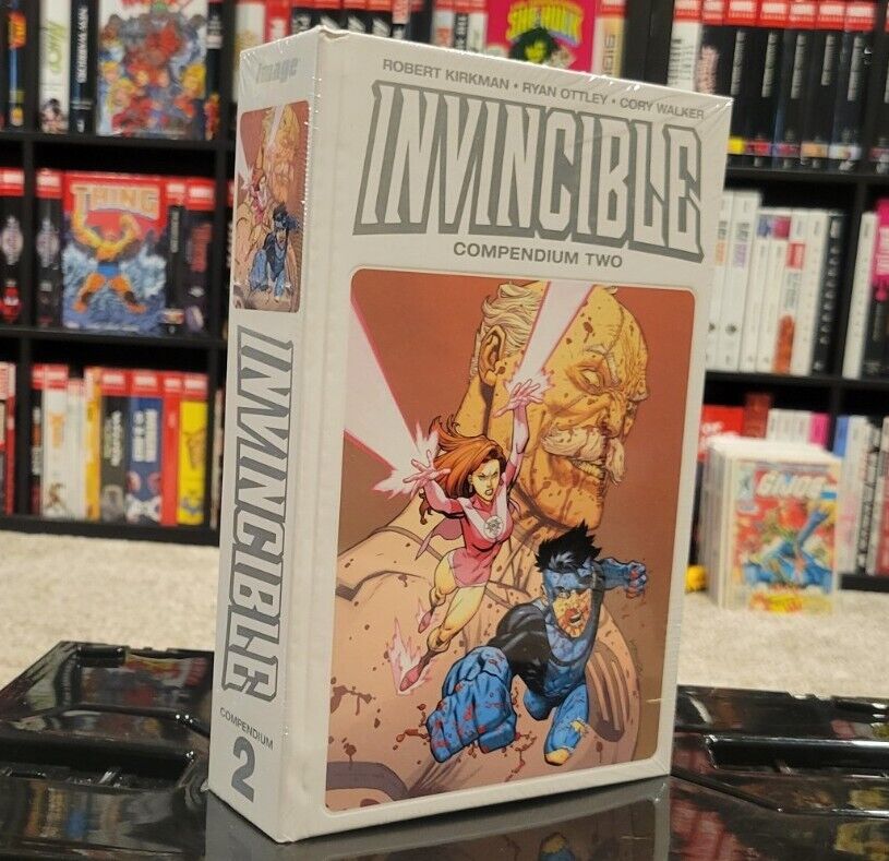 Invincible Compendium Volume 2 DCBS Variant 👓 NEW & SEALED 💪 Image Comics Two