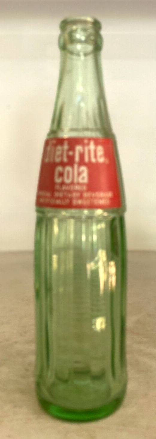 Vintage Soda Pop Beverage Bottle  ACL -Diet Rite Cola,   10 Oz