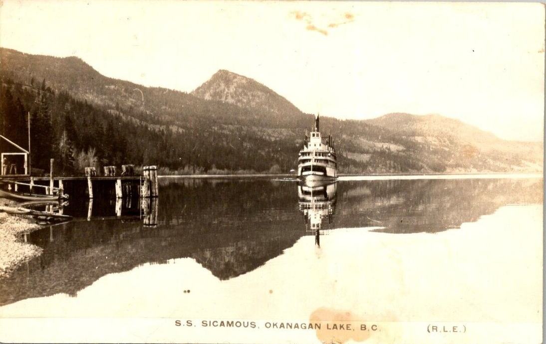 Rare vintage Real Photo Postcard- S.S. SICAMOUS, OKANAGAN LAKE, Вritish Columbia