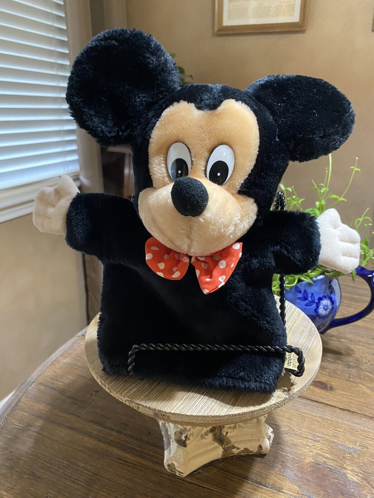 Vintage Applause Micky Mouse Red Bow Hand Puppet Plush