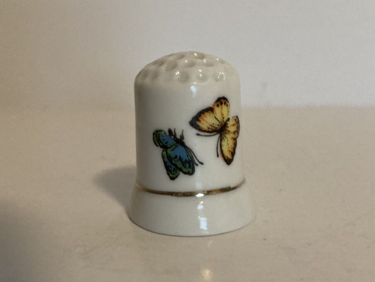 Vintage Butterflies Porcelain Thimble Single Sided ~ FREE SAME DAY SHIPPING ~