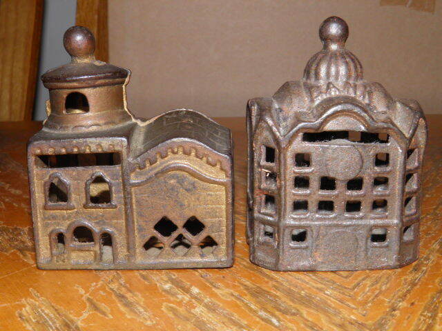 2-A.C. WILLIAMS CAST IRON SMALL DOMED BUILDING MOSQUE STILL BANKS GOOD PAIR LOOK