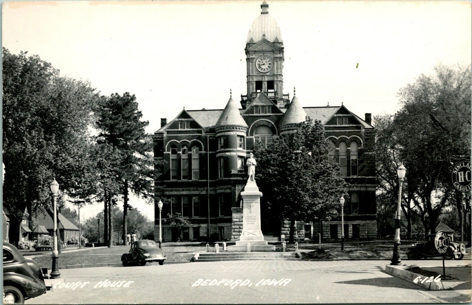 RPPC Court House & Civil War Monument Bedford Iowa IA UNP Postcard
