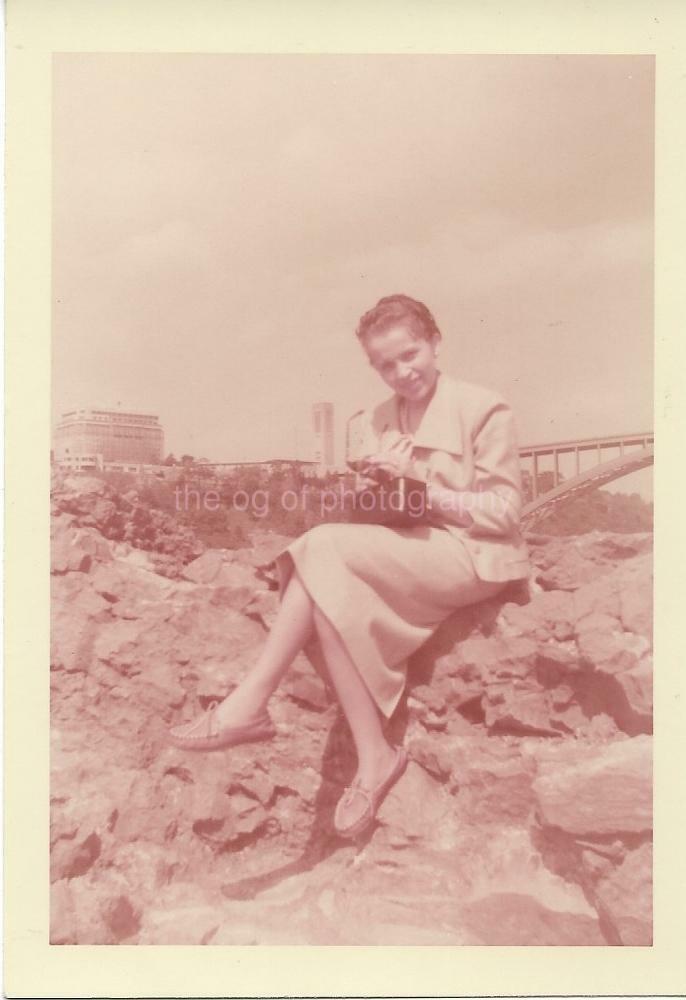 FOUND PHOTOGRAPH Color PORTRAIT OF A WOMAN Original Snapshot VINTAGE 08 25 B