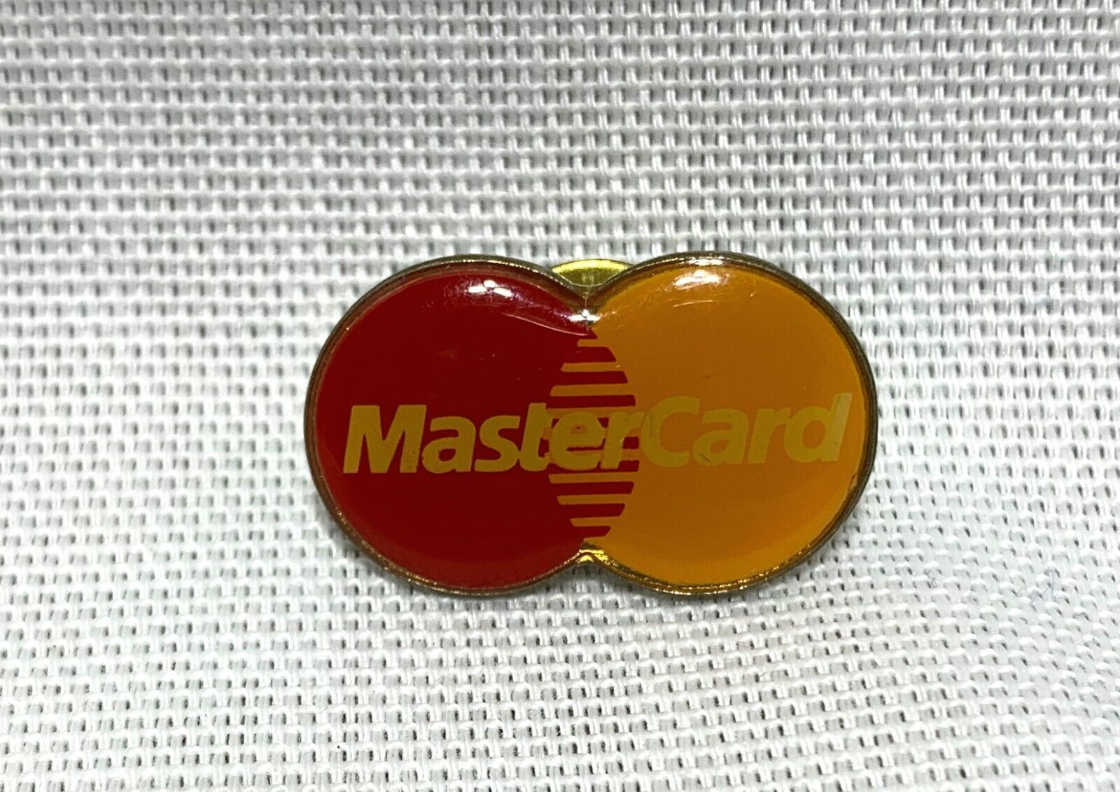 Vintage MASTER CARD Enameled Lapel Hat Pin Mastercard Charge Card Unused Pinback