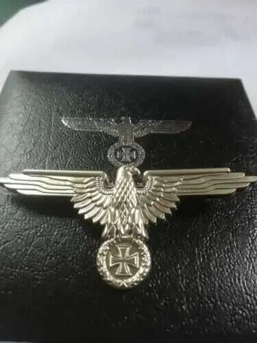 Top quality World War II German Eagle Iron Cross Emblem with Collection Box