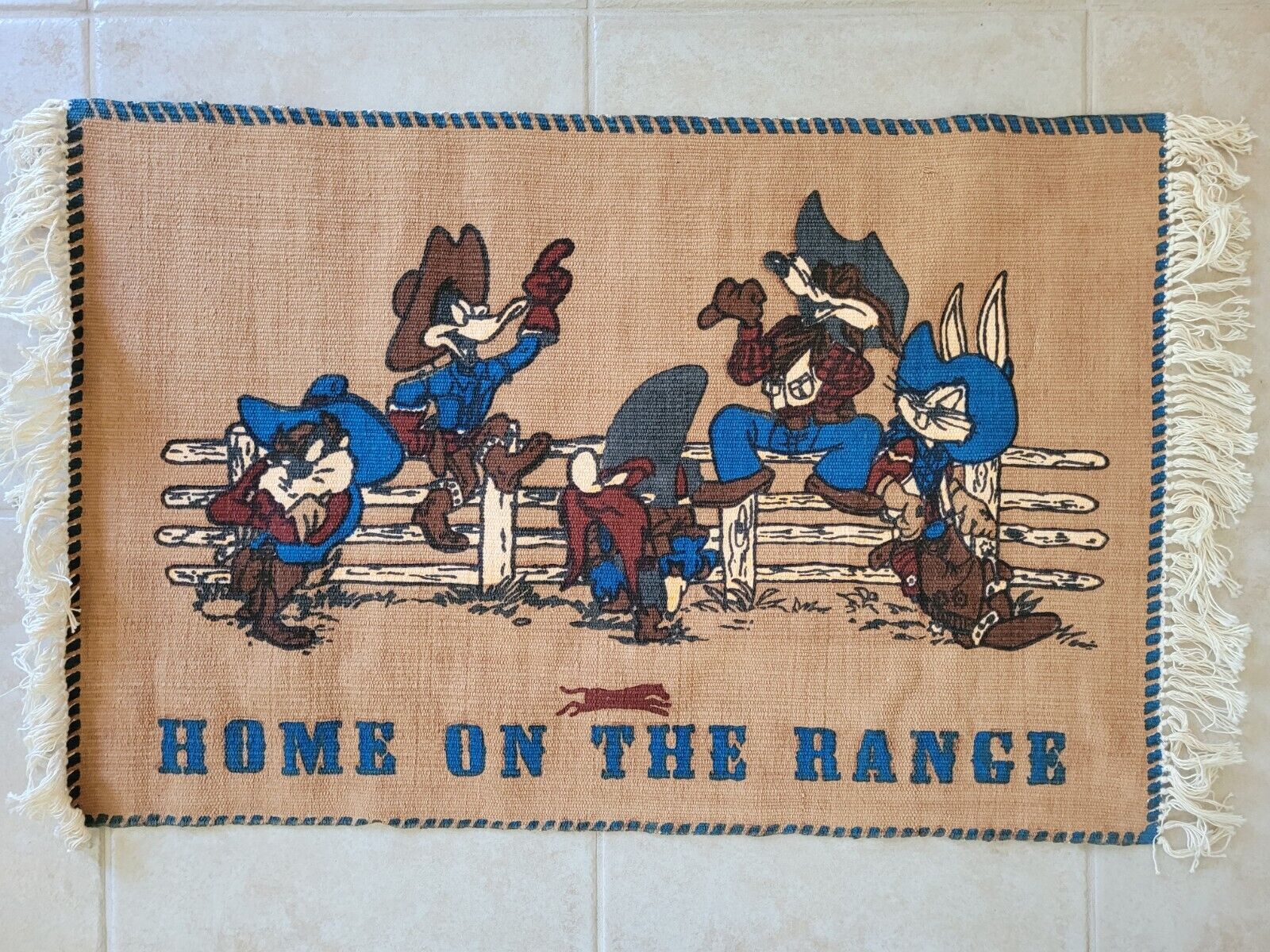 Vintage Warner Brothers Looney Tunes Characters western rug 2'x3' fringe 