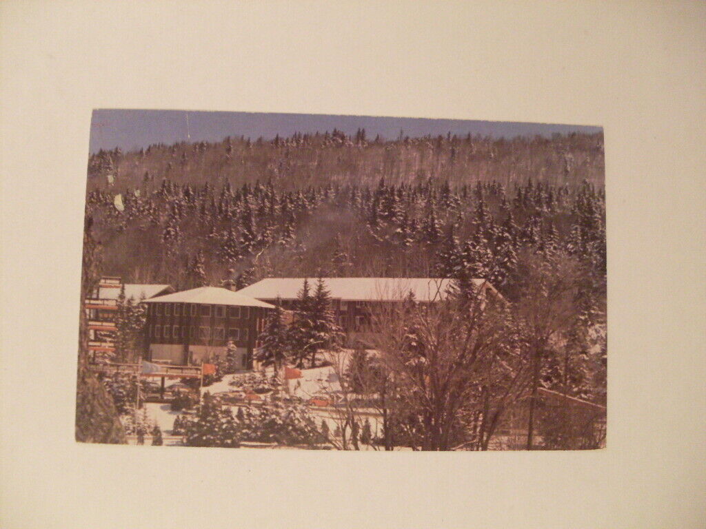 1970\'s The Lodge Of Mt. Snow West Dover Vermont VT Postcard : clearance y6128