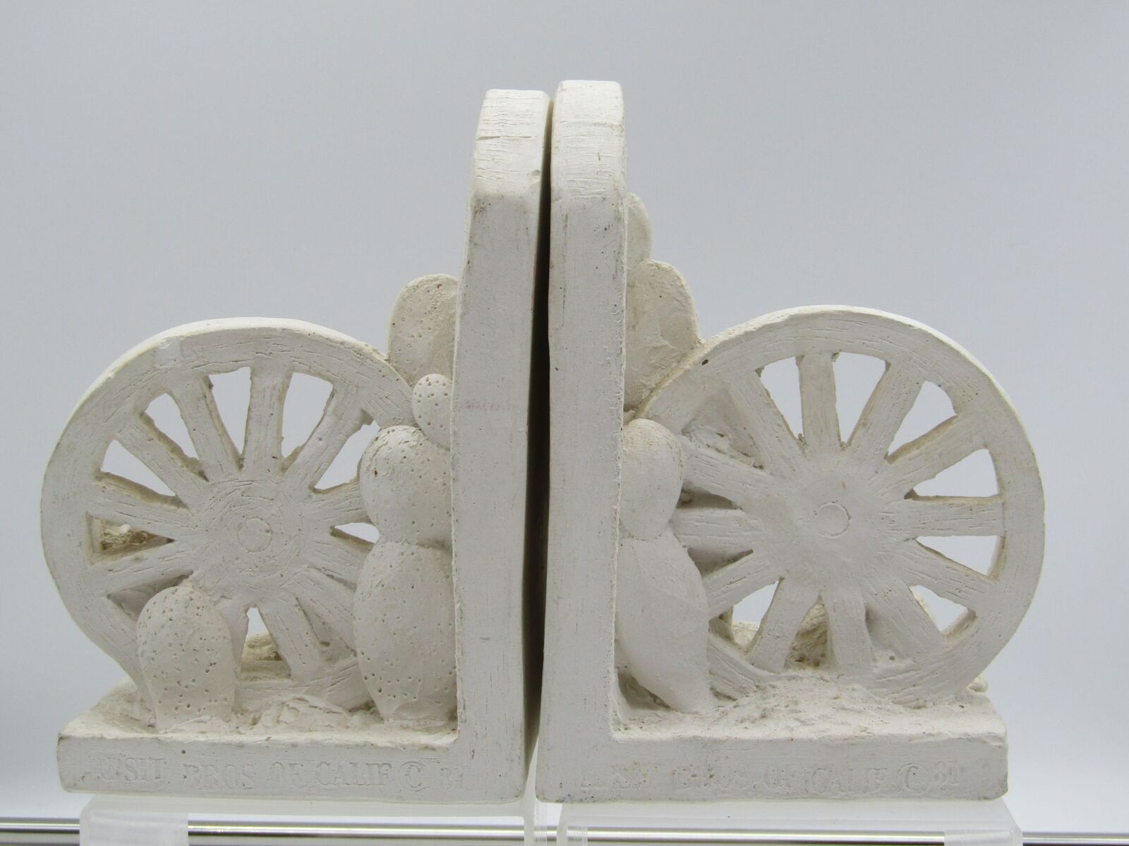 Western Themed Cacti and Wagon Wheel Book Ends White/Weathered