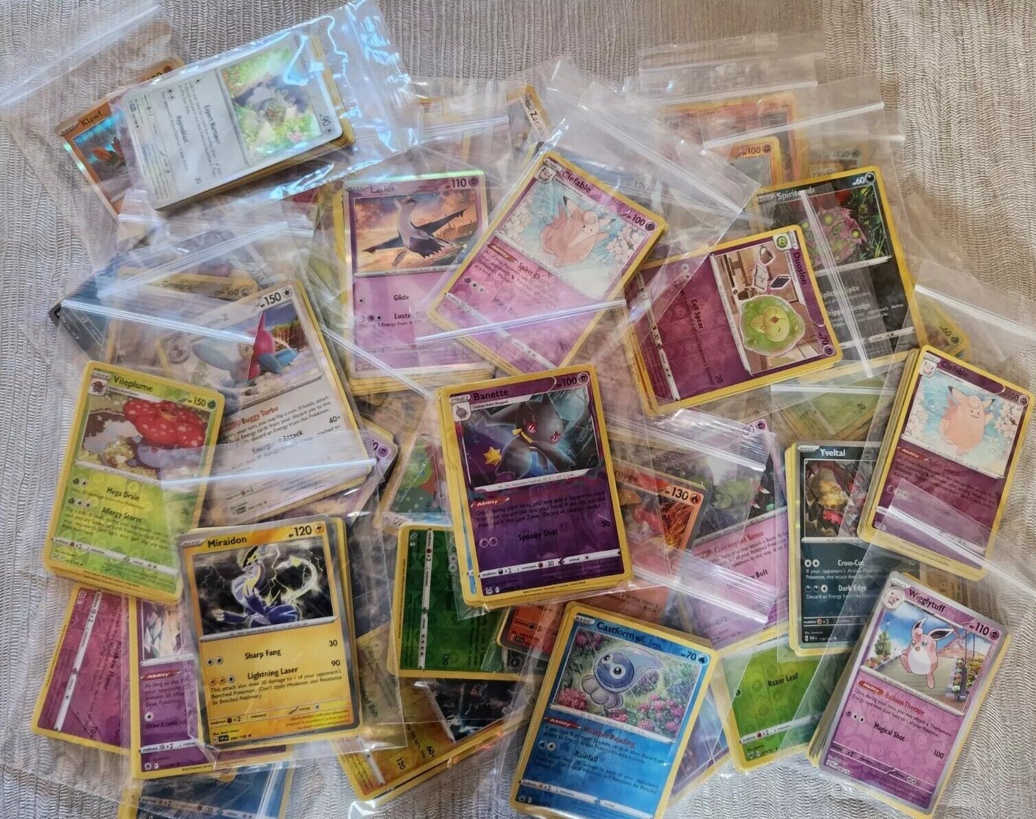 Pokemon cards bundle 10 Packs. Holos. Ideal For Kids Parties Birthdays Gifts Tcg
