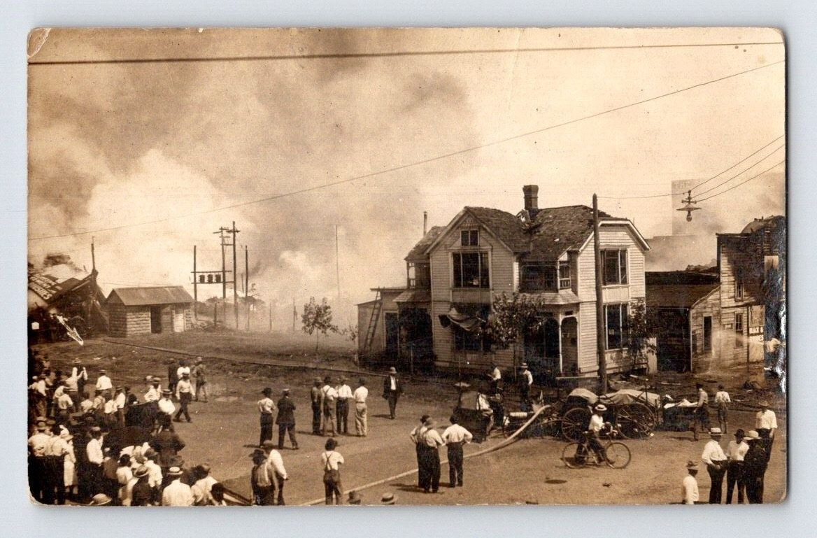 RPPC EARLY 1900'S. GRAND ISLAND, KANSAS FIRE SCENE. POSTCARD L28