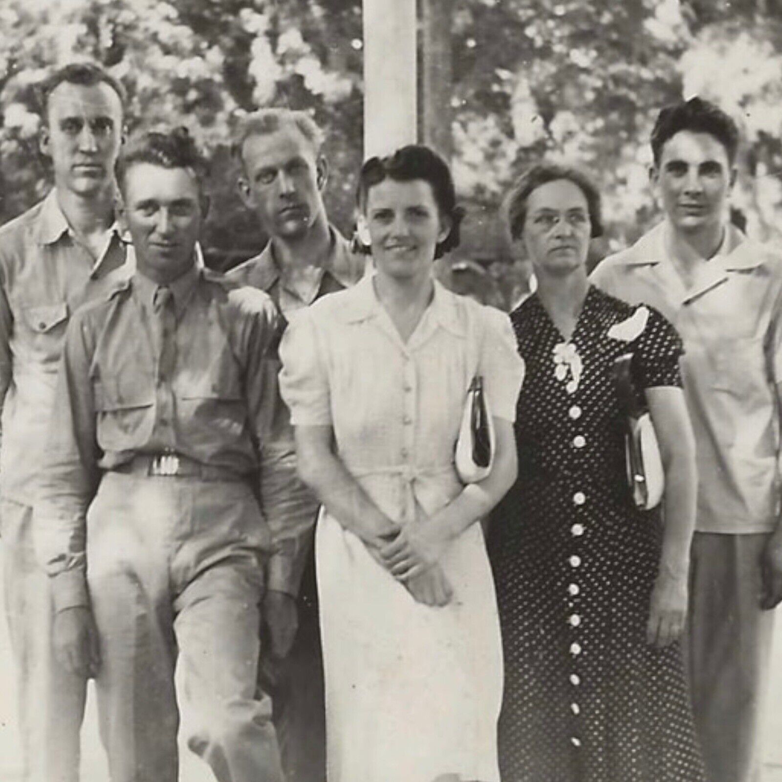 Nice Group Shot WWII Era Men Women In Uniform 1940s Vintage Snapshot Photo