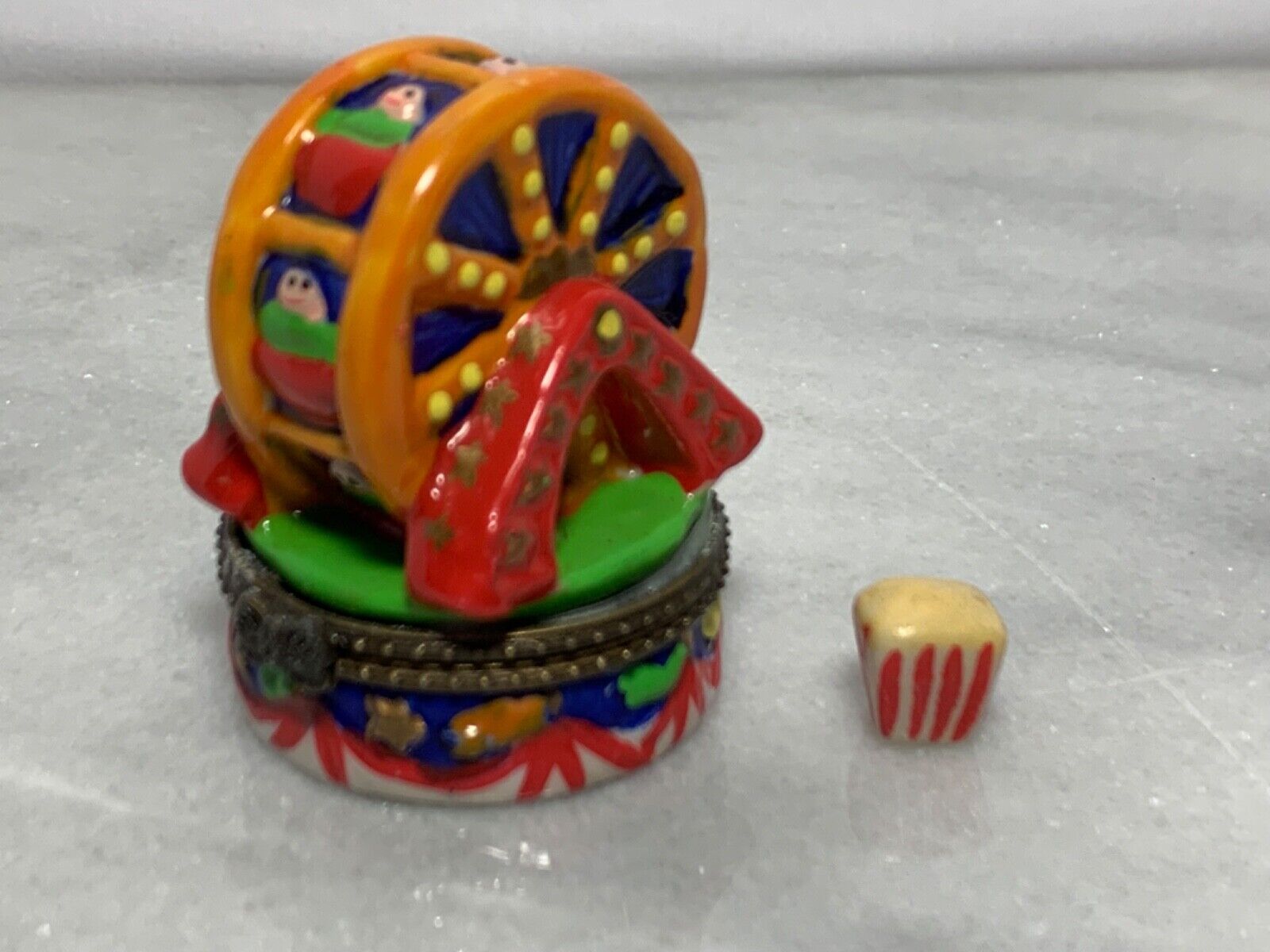 Vintage Ferris Wheel Hinged Porcelain Trinket Box with Popcorn Charm