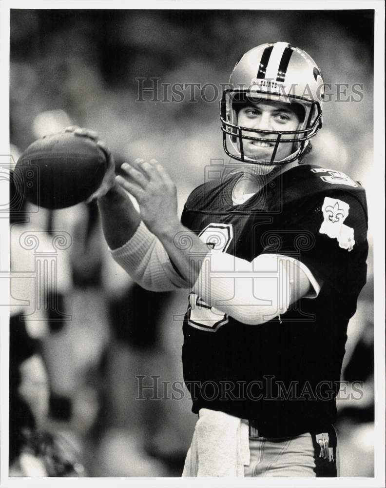 1987 Press Photo New Orleans Saint Quarterback Bobby Hebert - afx22560
