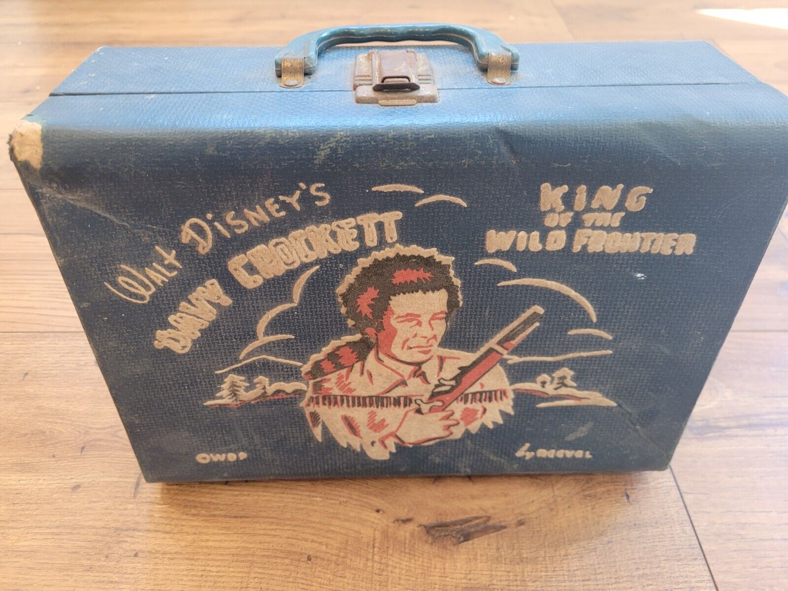 Rare Blue Vintage 1950\'s Disney Neevel Davy Crockett Children\'s Small Suitcase