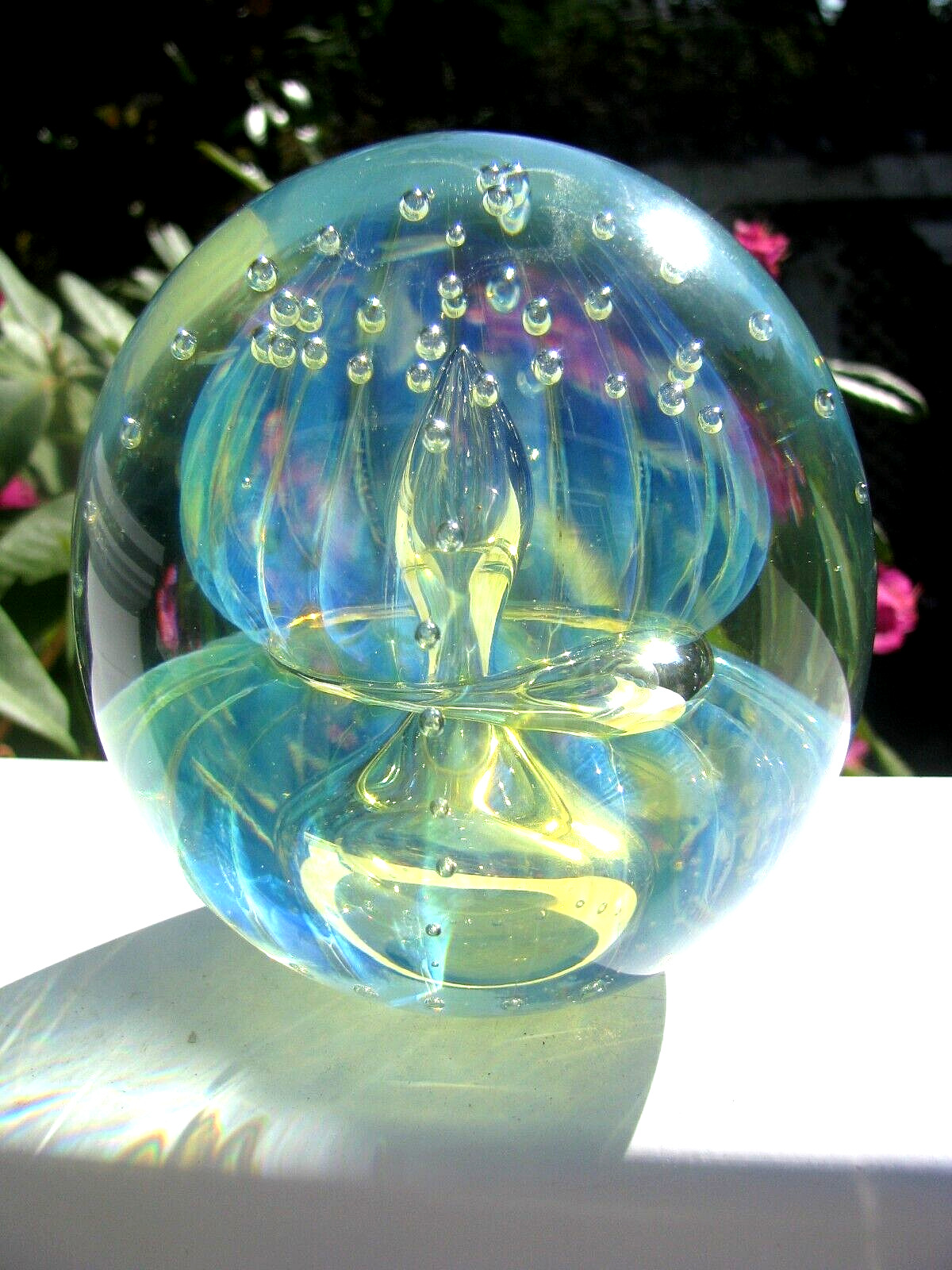Gorgeous  EICKHOLT ART GLASS JELLYFISH PAPERWEIGHT: Aqua,Bubbles, 4\