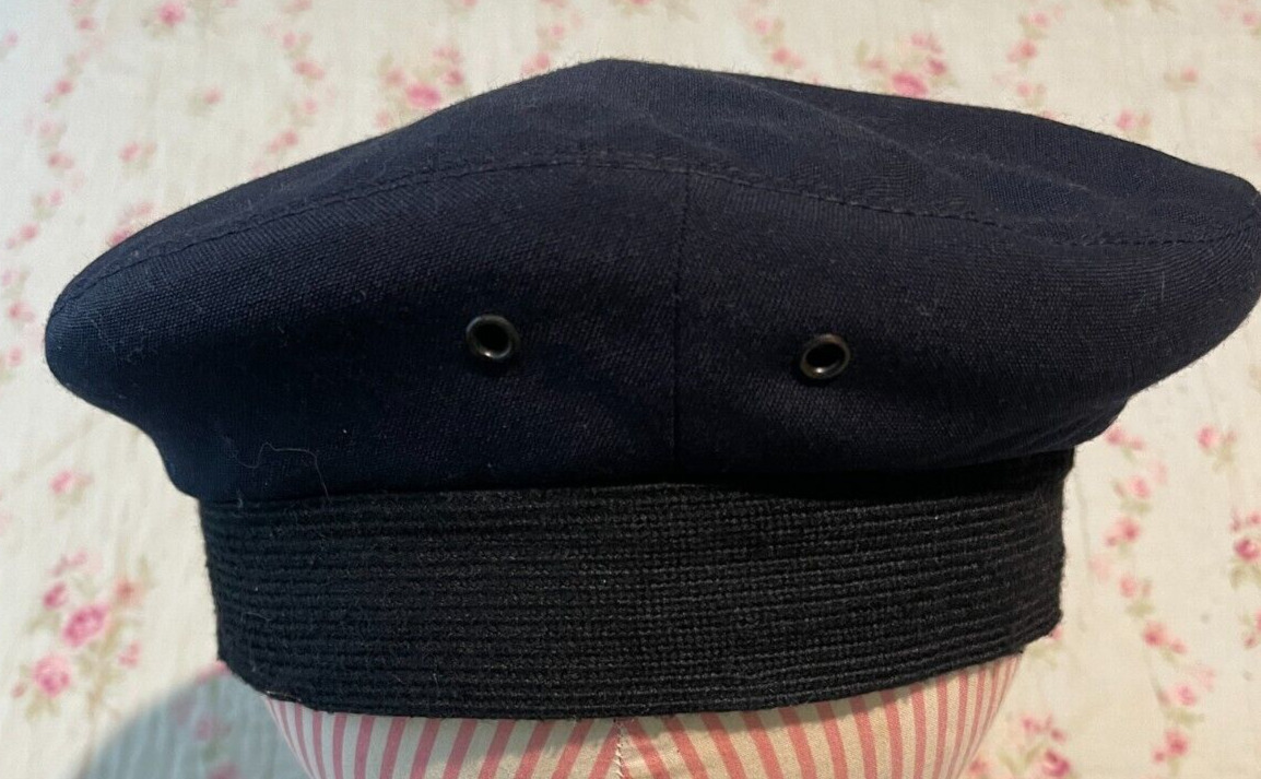VINTAGE NAVY SAILOR SUPERIOR HAT CO CHICAGO BERET STYLE CAP WITH 2 EYELETS