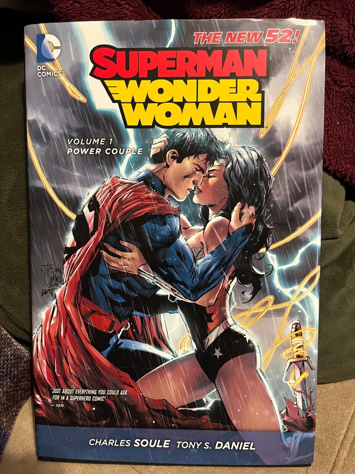 Superman Wonder Woman HC - VOL 01 - Power Couple (DC) NEW