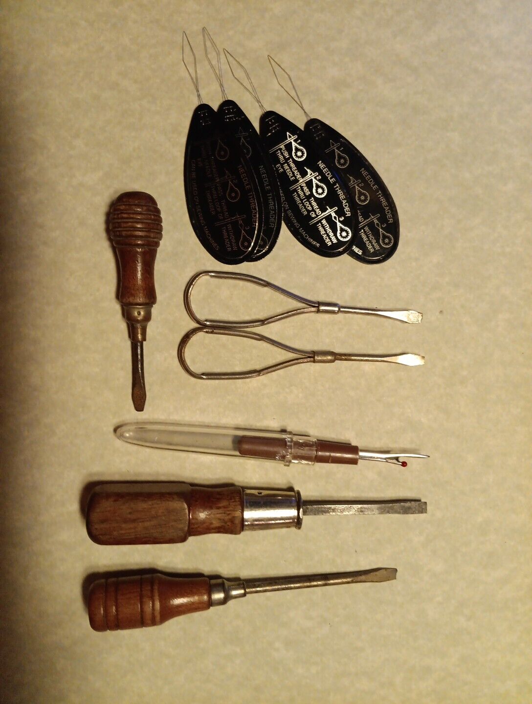 Vintage Sewing Machine Screwdrivers, Threaders, Stitch Remover, Some Singer