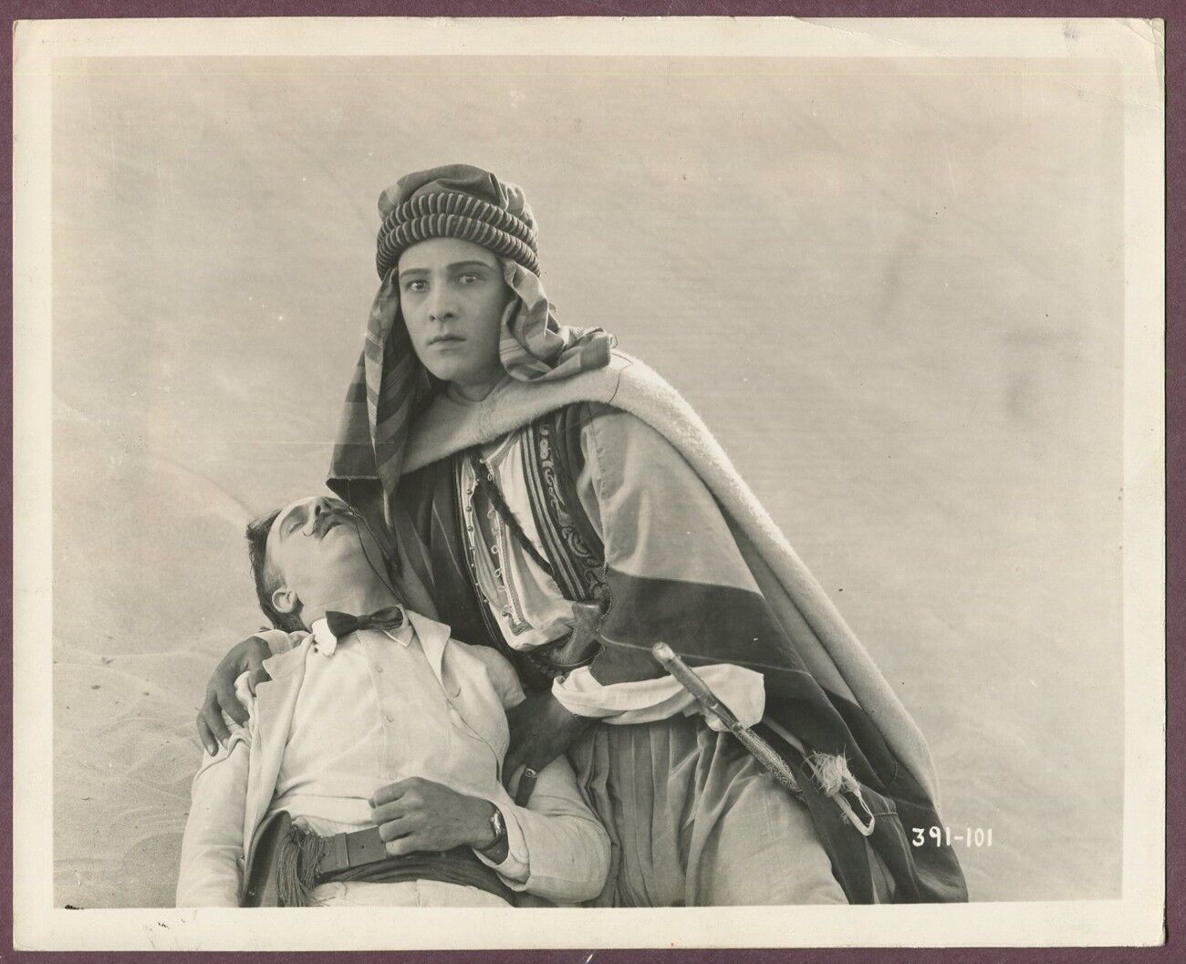 RUDOLPH VALENTINO The Sheik 1921 Original Photo Silent Film Star Hunk J374