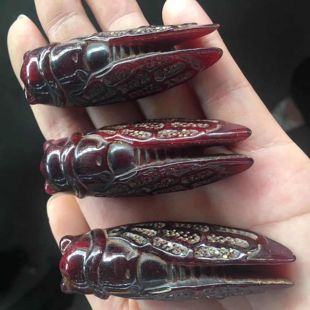 1PC Crimson Carved Cicada Strikes Amazing Charm Pendant DIY Accessories