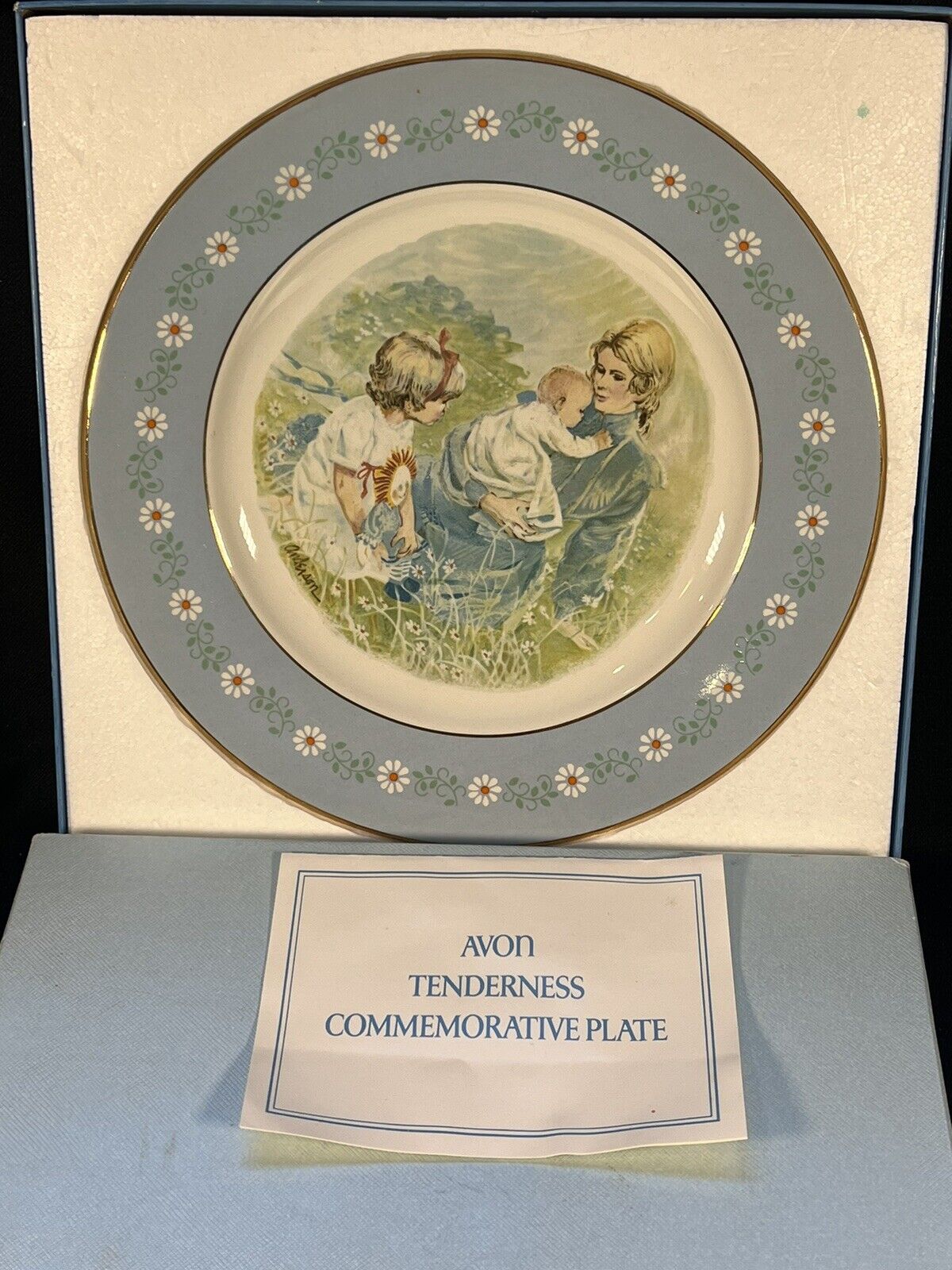 Vintage Avon Tenderness Collector Commemorative Plate 1974 Pontesa Spain