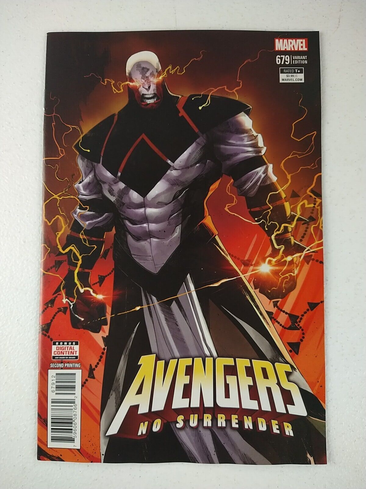 The Avengers #679 Variant Cover 1st Challenger (2018 Marvel Comics) No Surrender
