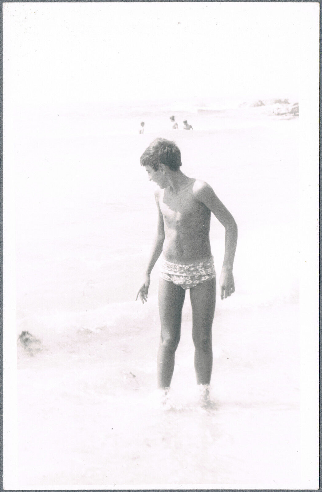 1970s Beefcake Bulge Shirtless Man Trunks Gay Interest Vintage Snapshot Photo