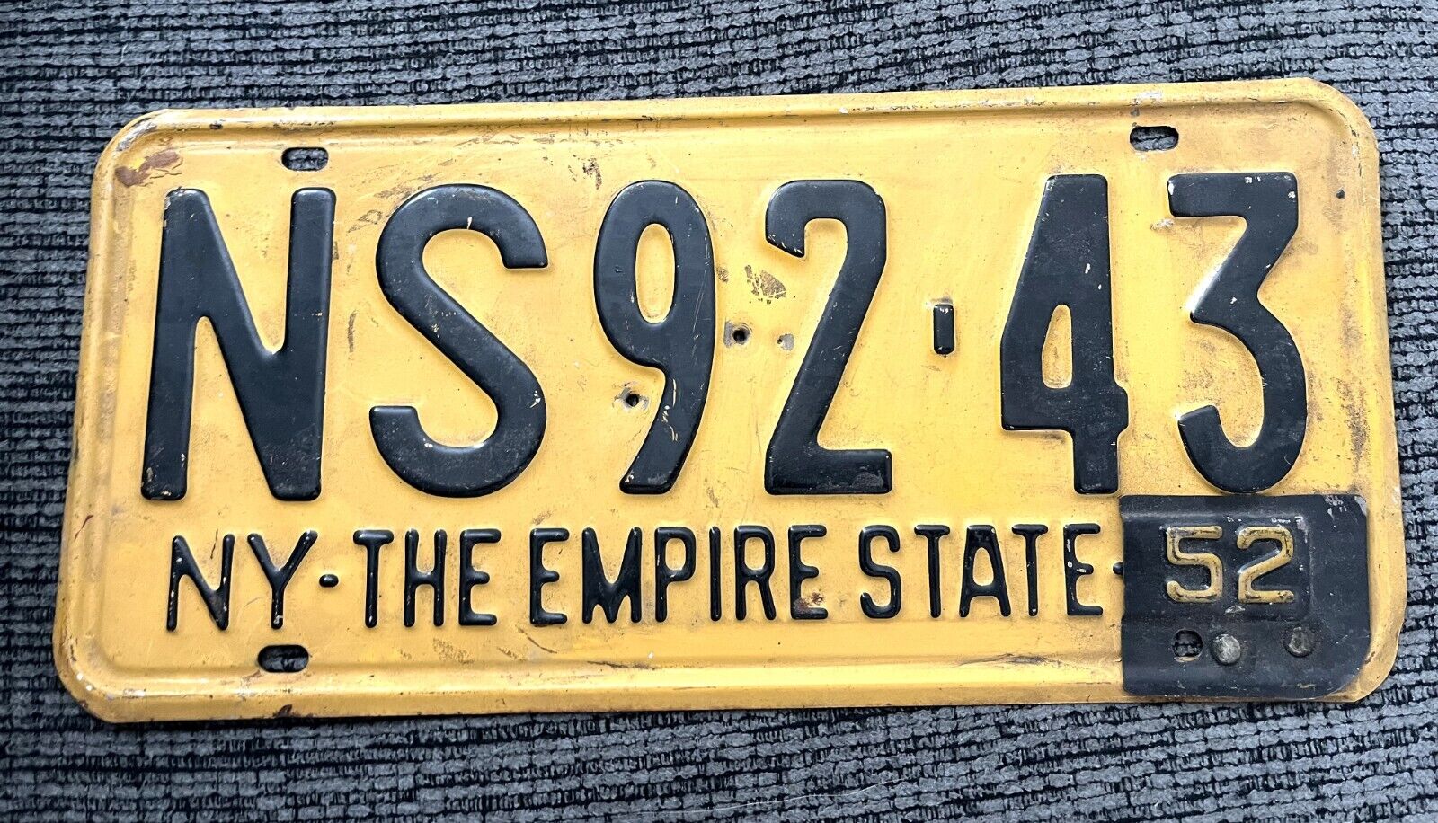 NEW YORK NY The Empire State 1951 52 Single Passenger License Plate Car NS92 43