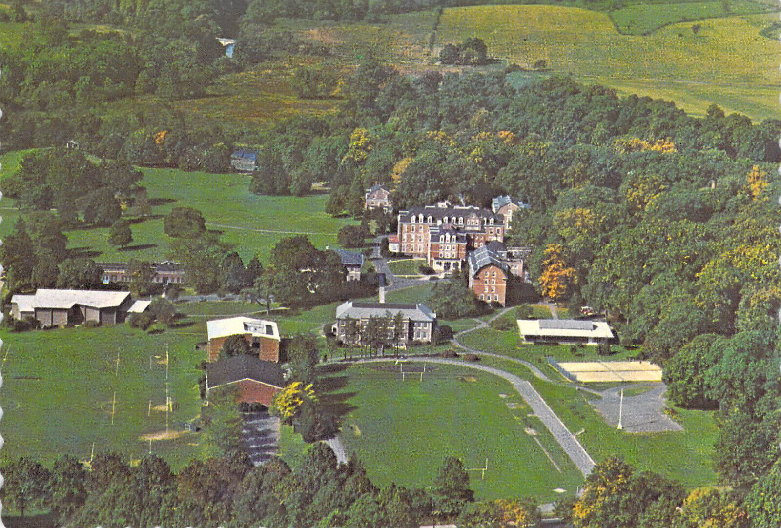 1976 PA Newtown George School COED QUAKER Boarding School MINT 4x6 postcard CT28