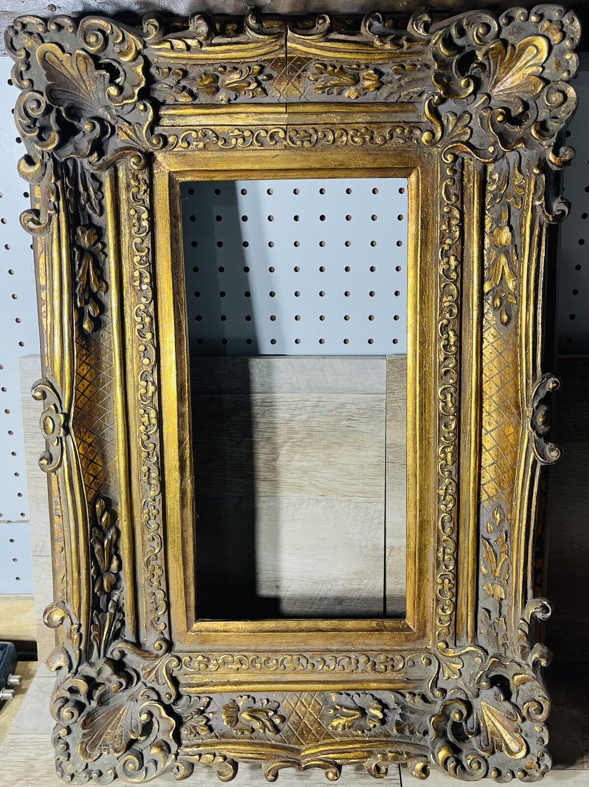 Antique Vintage Wooden Gold Glit Baroque Ornate Art Frame 17 5/8” X 25 3/4”