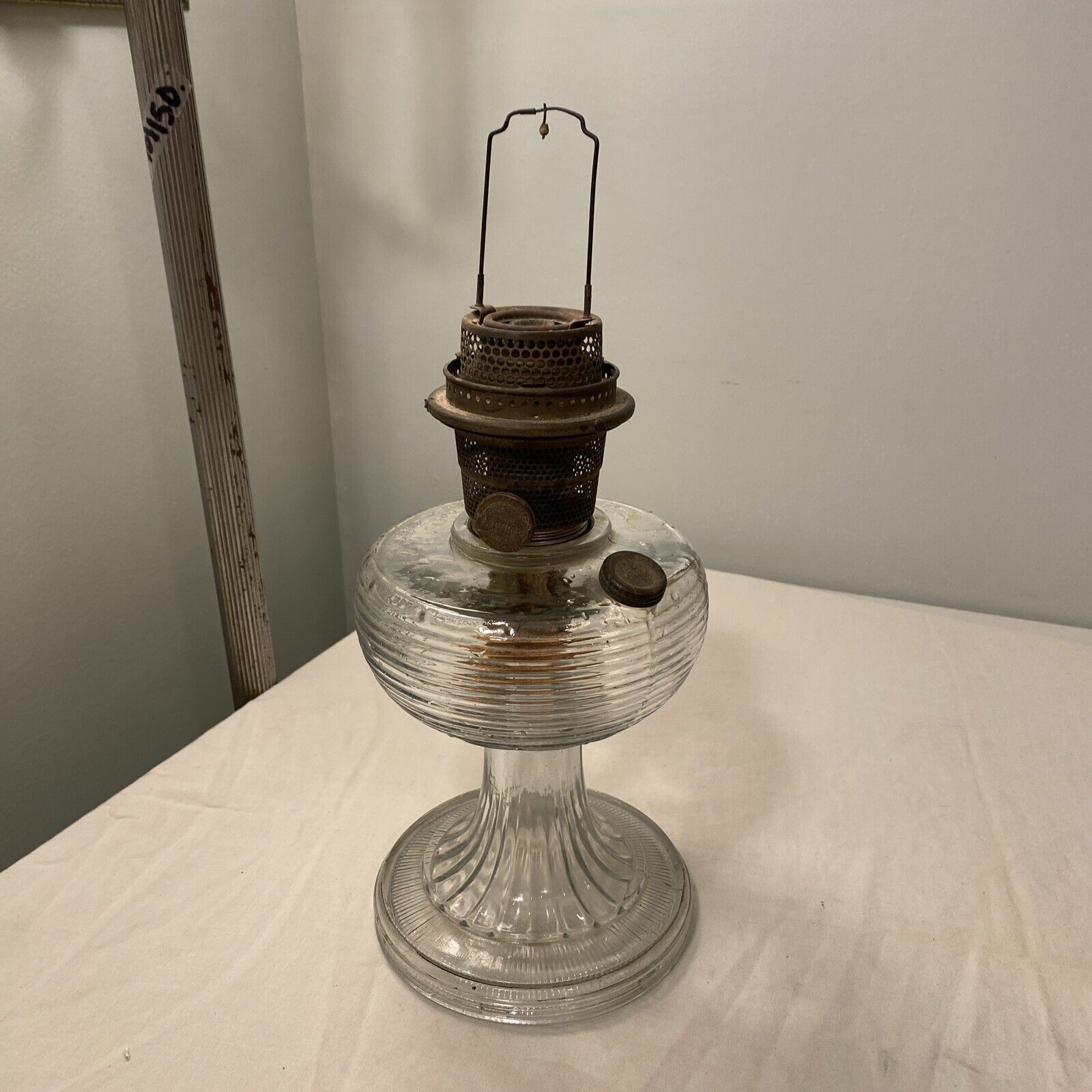 VTG Aladdin Clear Glass Beehive Oil Lamp Pedestal Model B 1937-38 READ