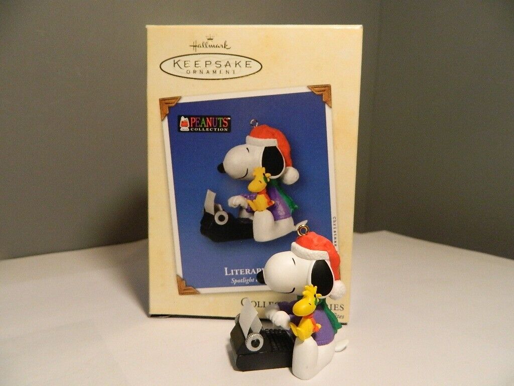 2002 Hallmark Keepsake Ornament, Peanuts Literary Ace Snoopy Woodstock