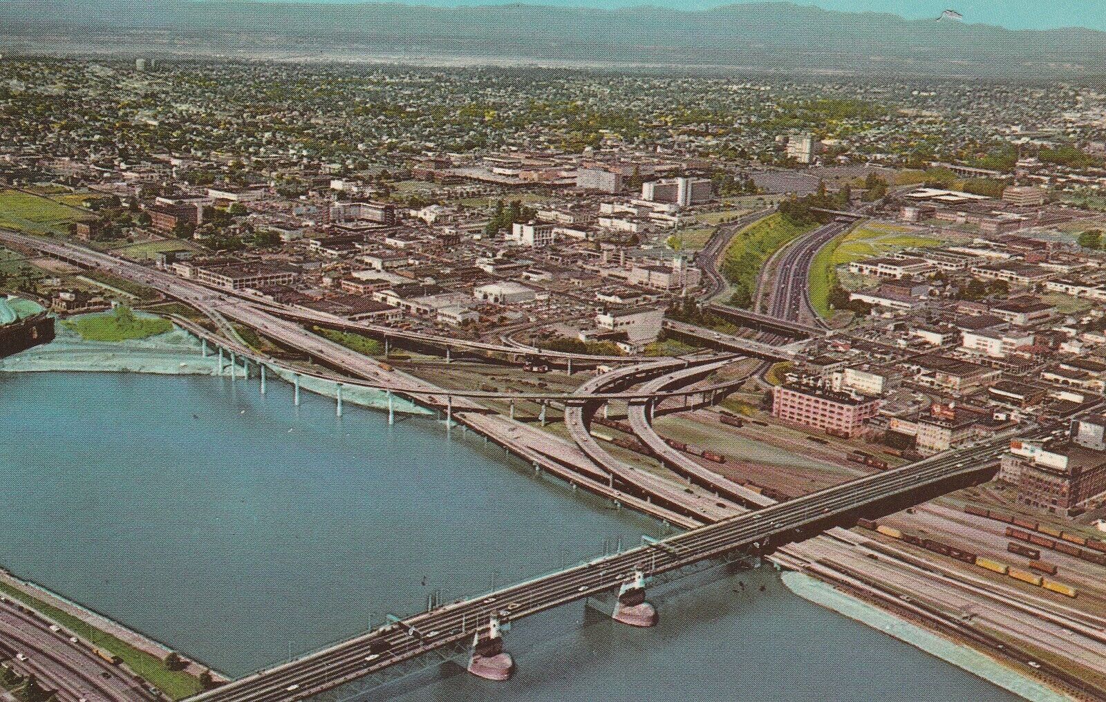 Vintage Chrome Air View Portland, Oregon Post Card Unused