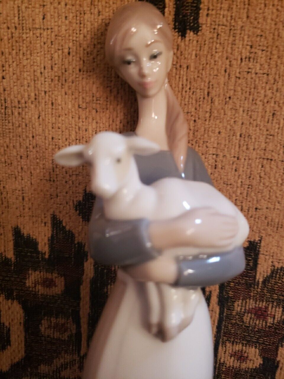 Vintage Collectable Retired Lladro Girl With Lamb. Collectors Figurine/ Animals/