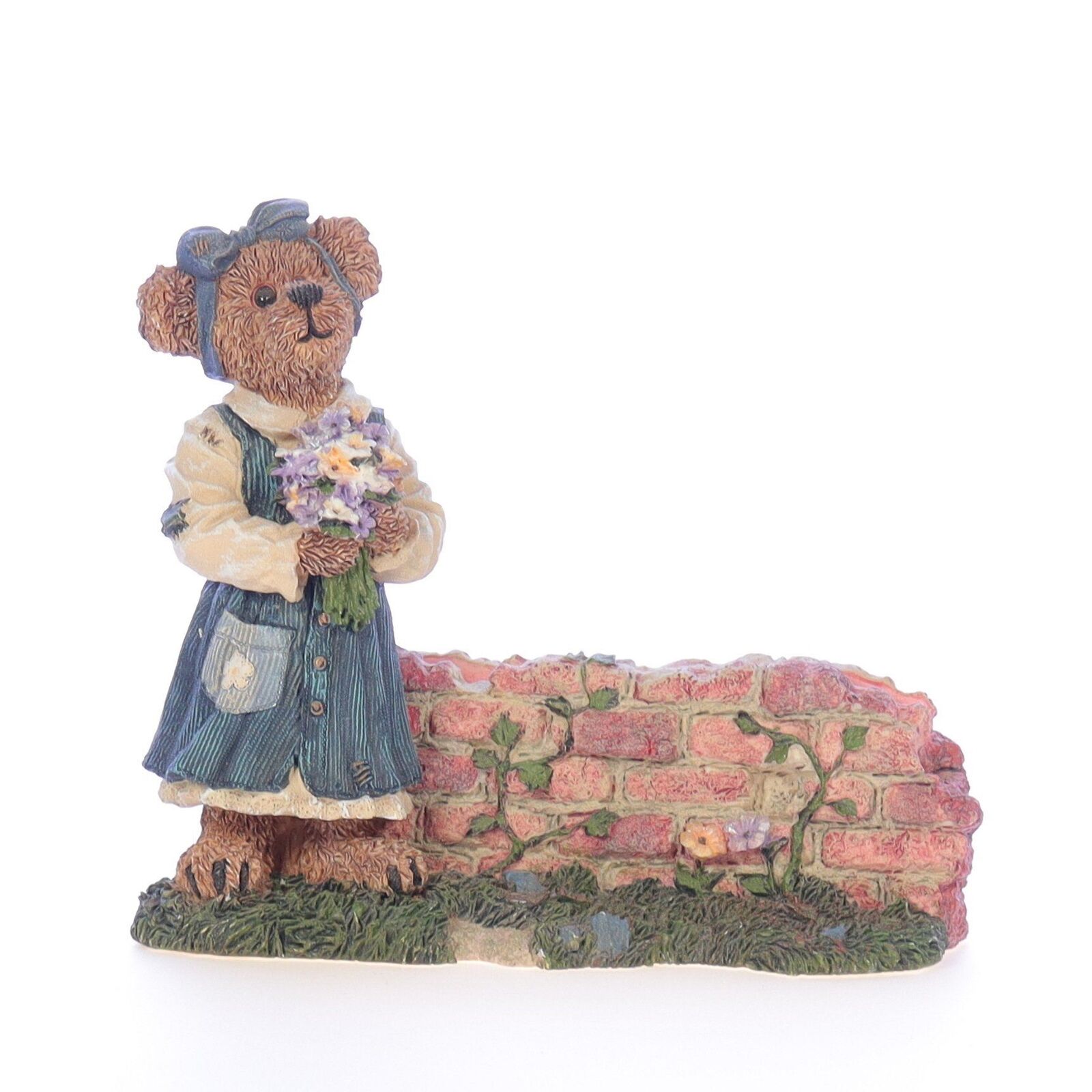 The Bearstone Collection Vintage 2000 Resin Figurine 27360
