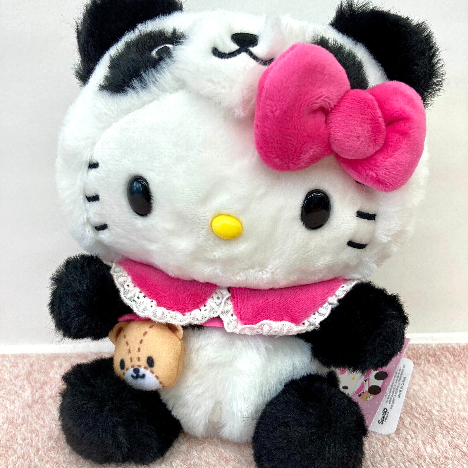 Sanrio Panda Hello Kitty Limited Only in Ueno Zoo Tokyo Plush Doll 7.9 inch New