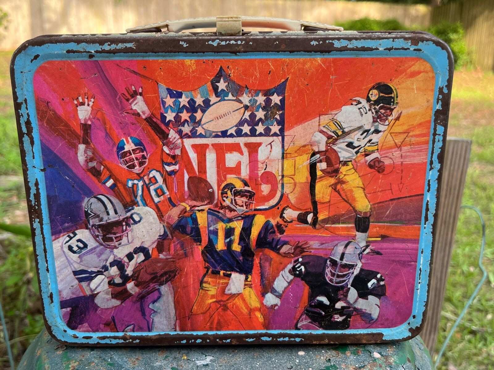 NFL LUNCH BOX FOOTBALL AFC/NFC CONFERENCE FOOTBALL METAL LUNCH BOX Vintage 1978