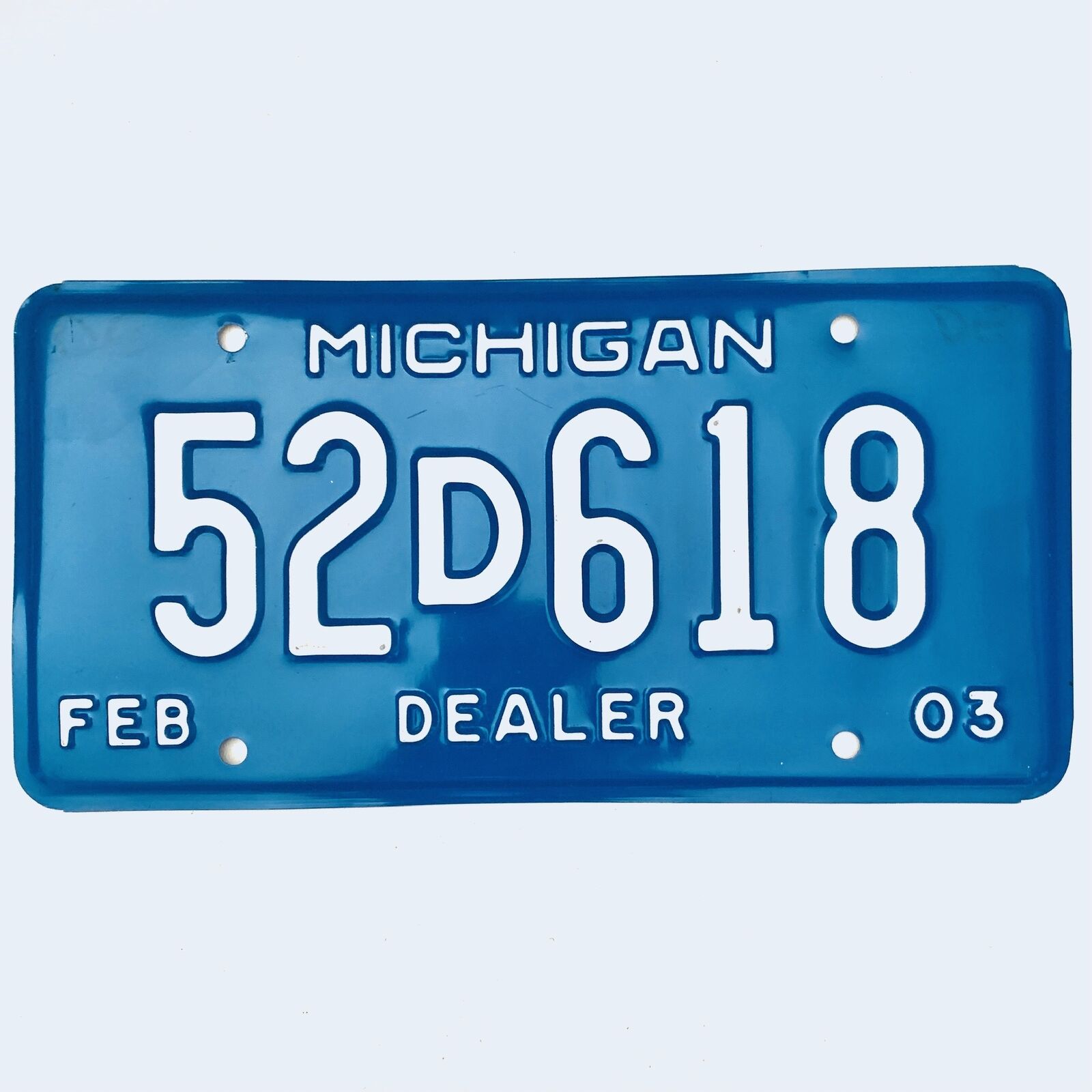 2003 United States Michigan Base Dealer License Plate 52D618