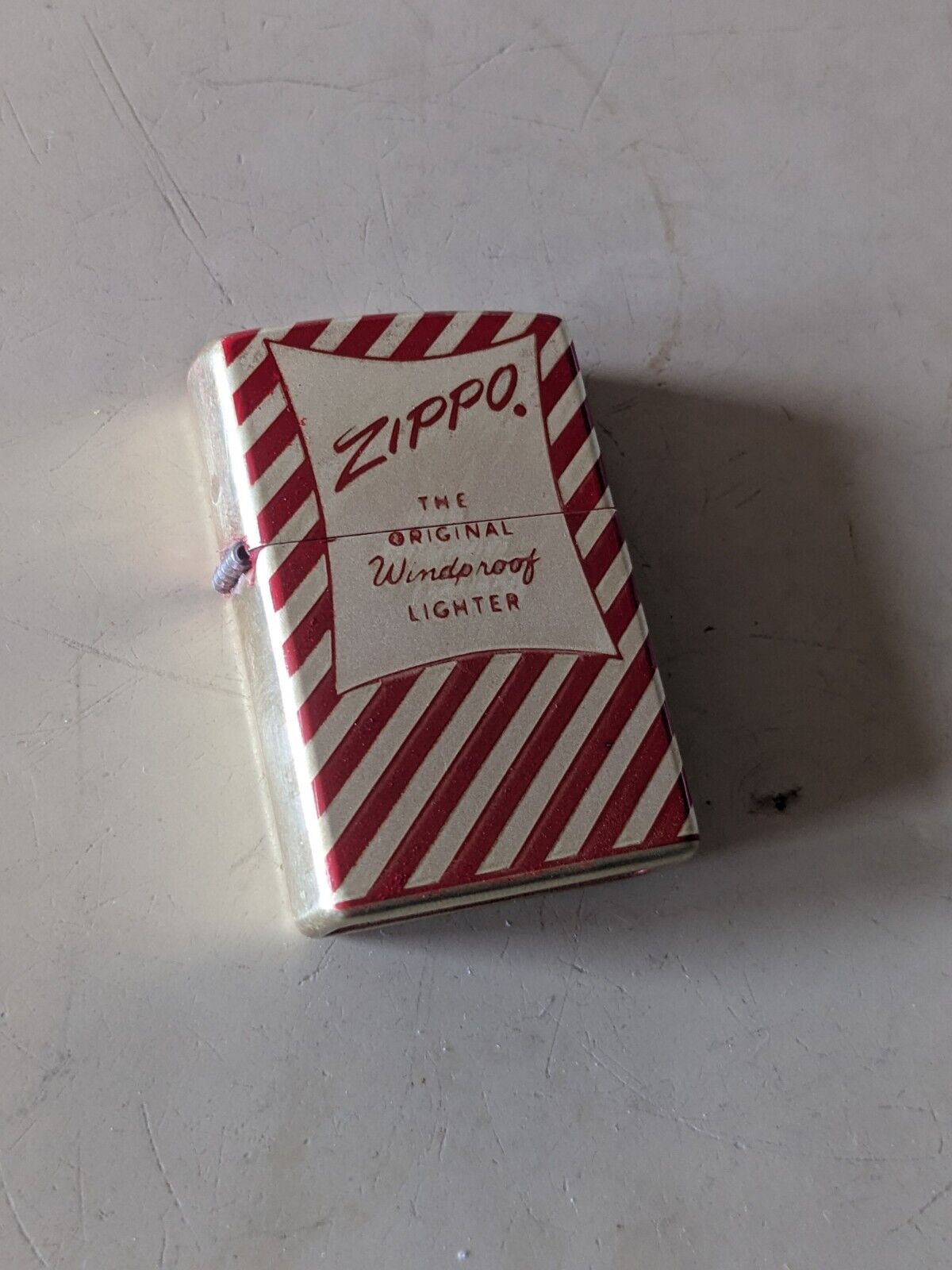 Cool Zippo Candy Cane Pattern Classic Zippo, Red Enamel/Gold Tone Nice