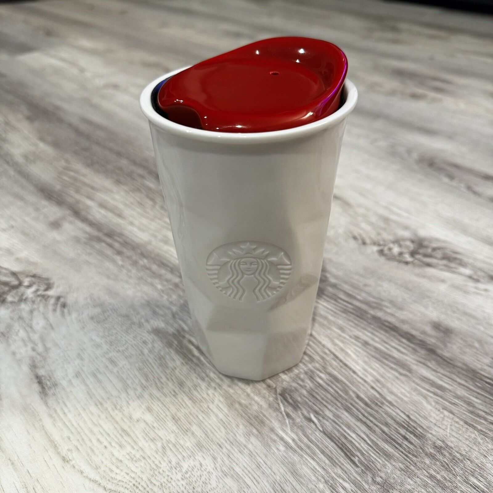 Starbucks Ceramic White Mug Tumbler 10 oz Red Lid 2013 Travel Pre-Owned