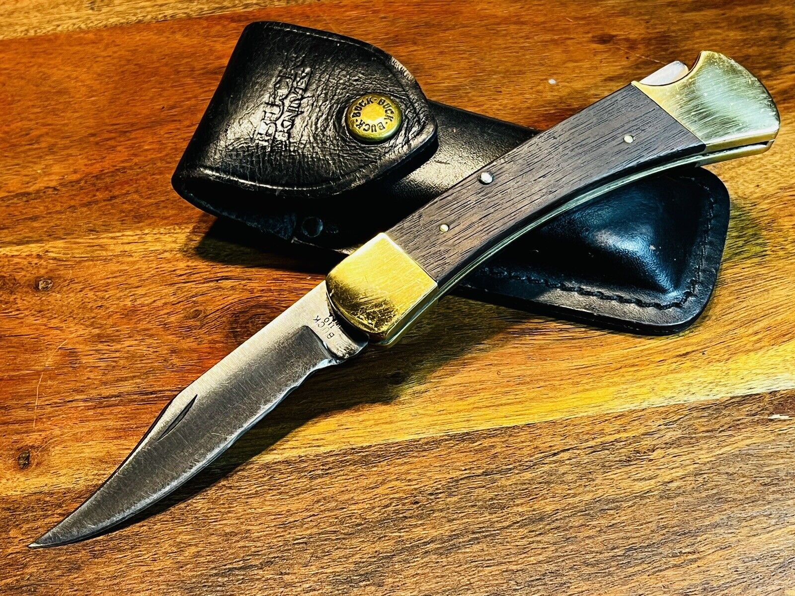 Vintage BUCK 110 Pre 1986 (2 Pin, No Date Code) Folding Pocket Knife + Sheath