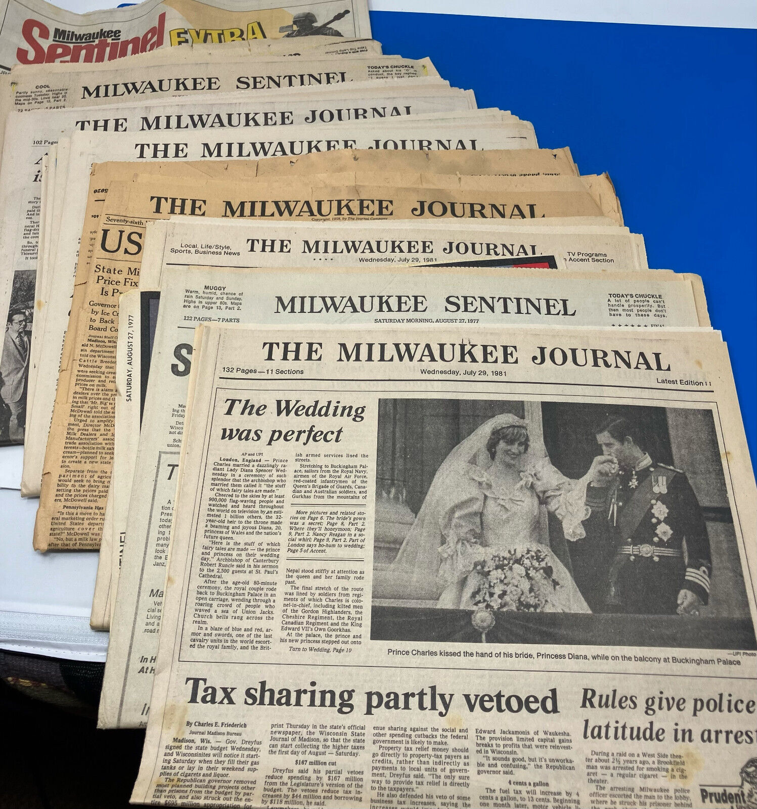 Lot of 6 Milwaukee Journal Newspapers+1 Milwaukee Sentinel, Elvis, Iran hostages
