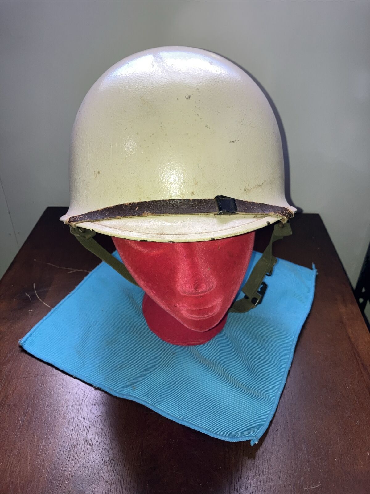 Vintage White MP?RearSeam US M1 Helmet Steel Pot Military With Liner /Chin Strap