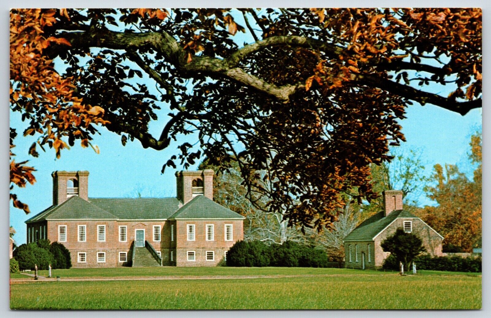 Postcard South Front Of Stratford Hall, Westmoreland County, Virginia Unposted
