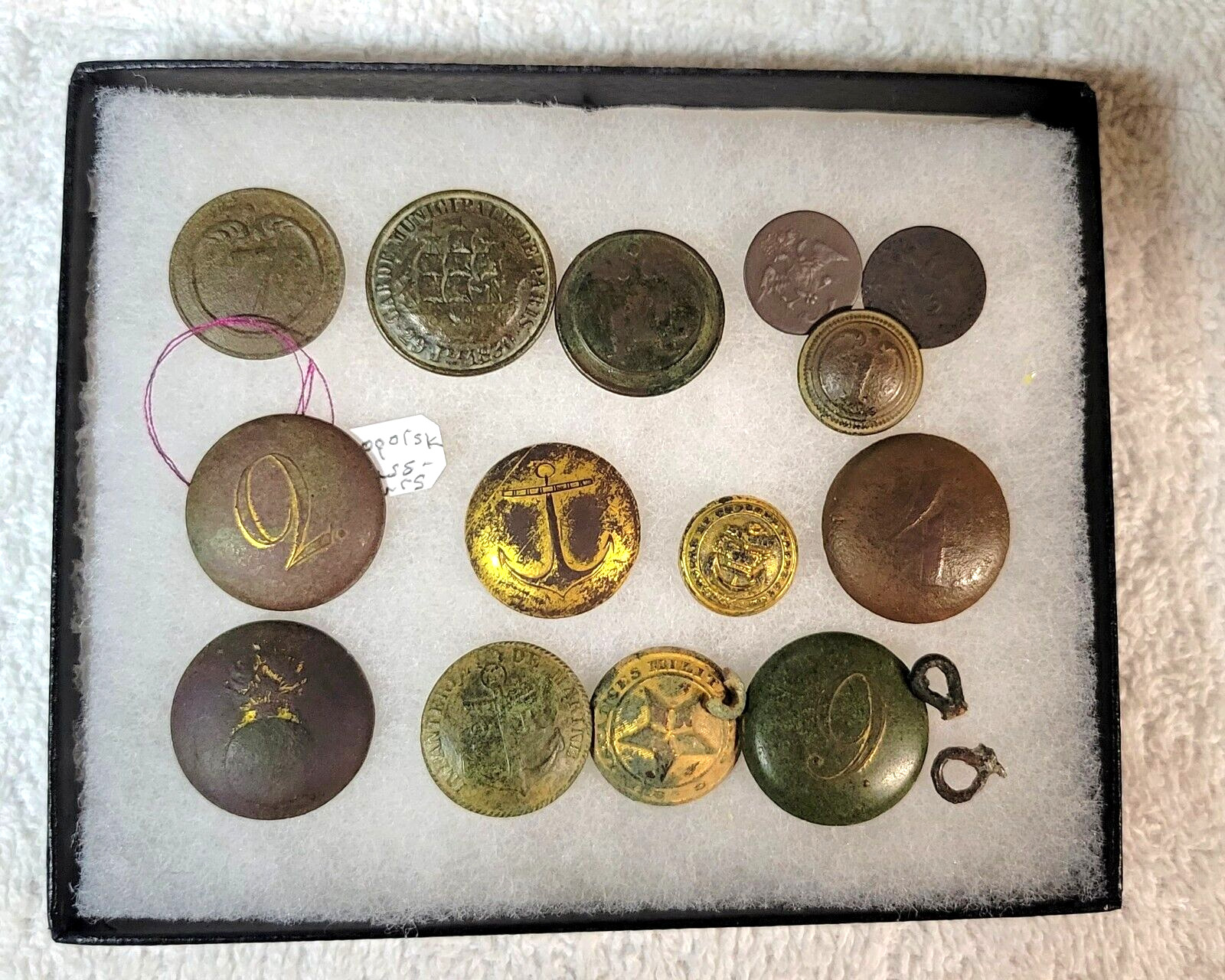 160 yr-old Excavated Crimean War (1853-56) French & Russian buttons; Sevastopol