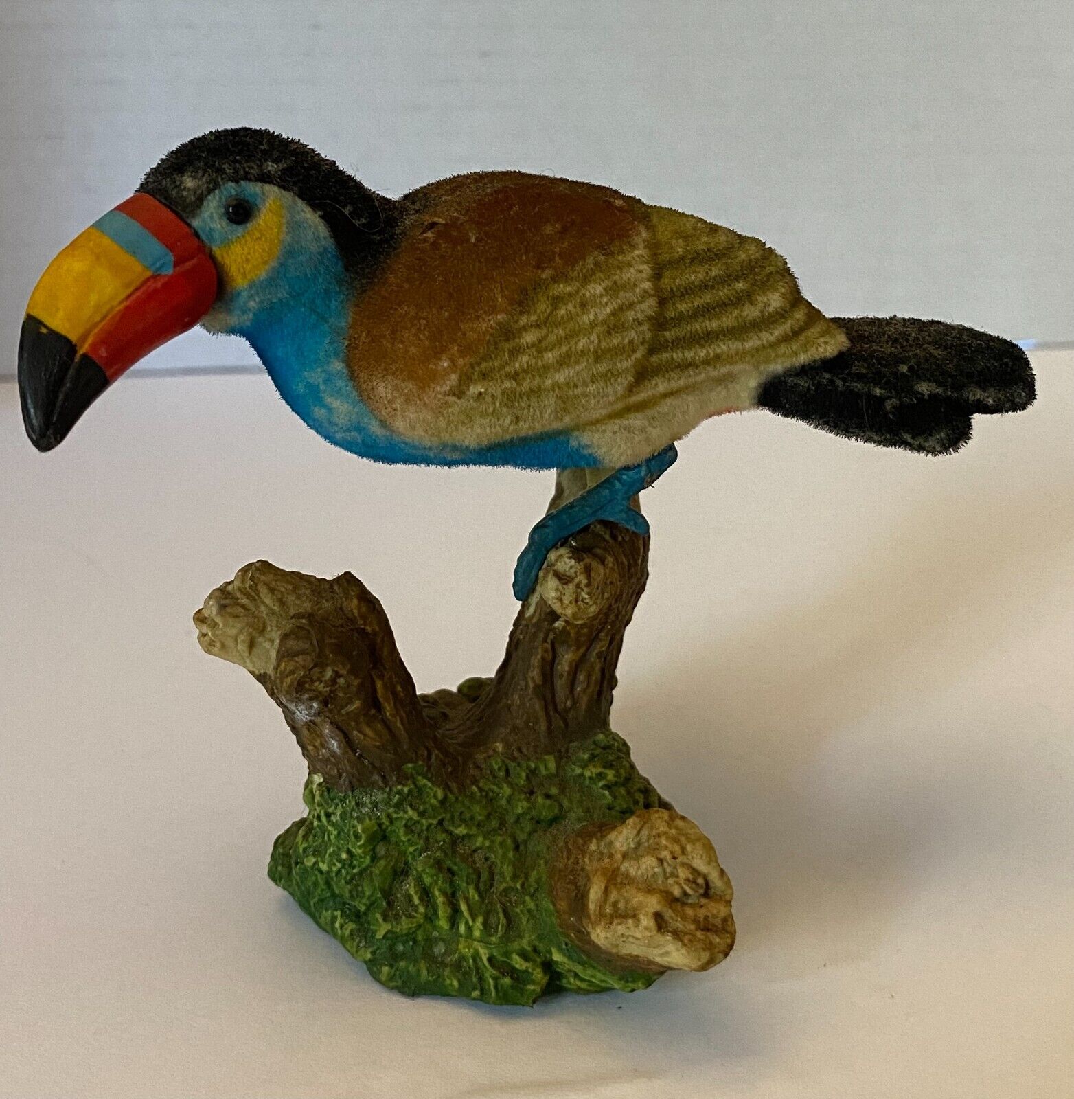 Toucan on Branch tropical Statue Figurine 3.25 tall
